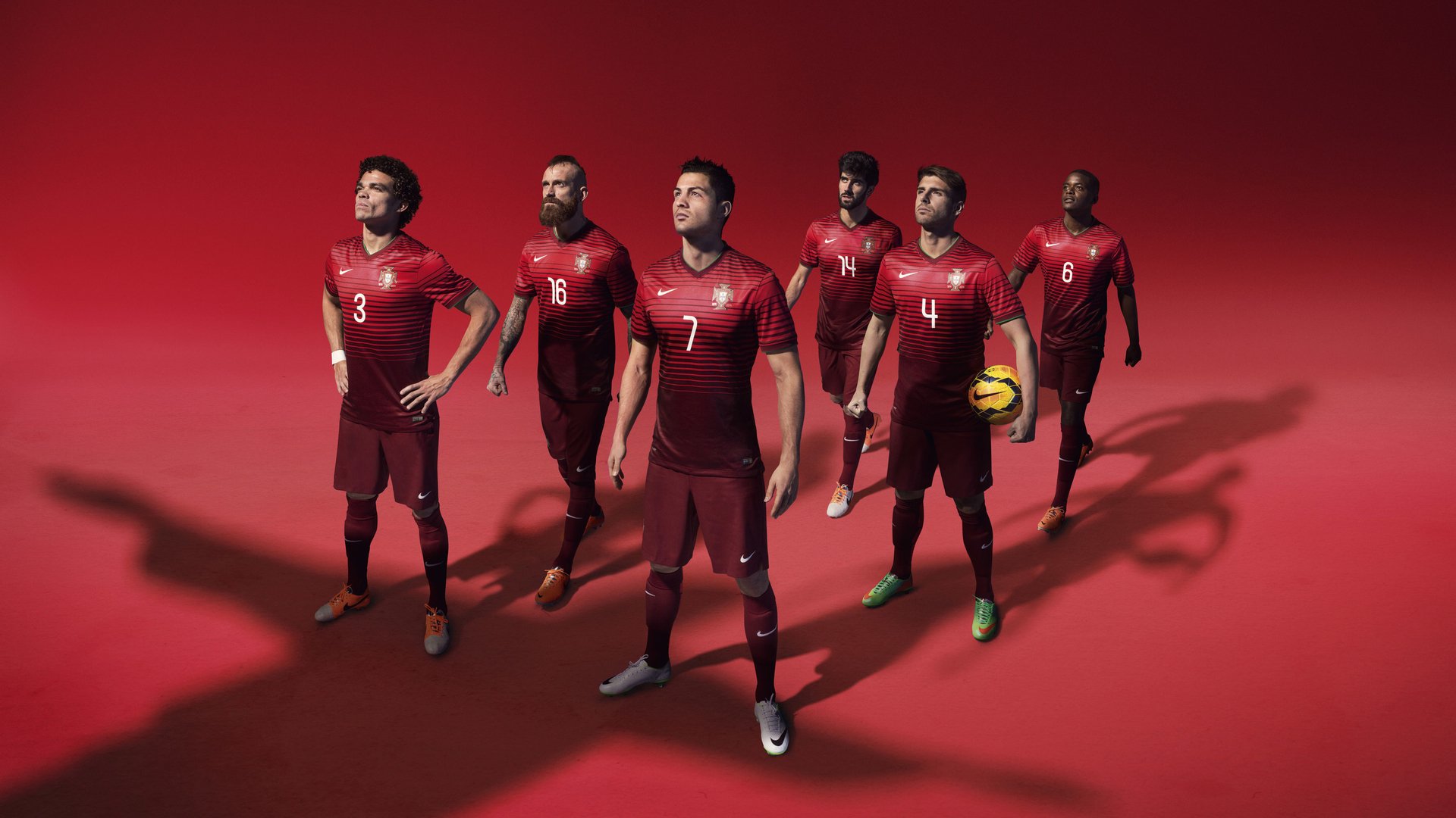 欧冠淘汰赛之夜，约基奇连续得分拉开差距