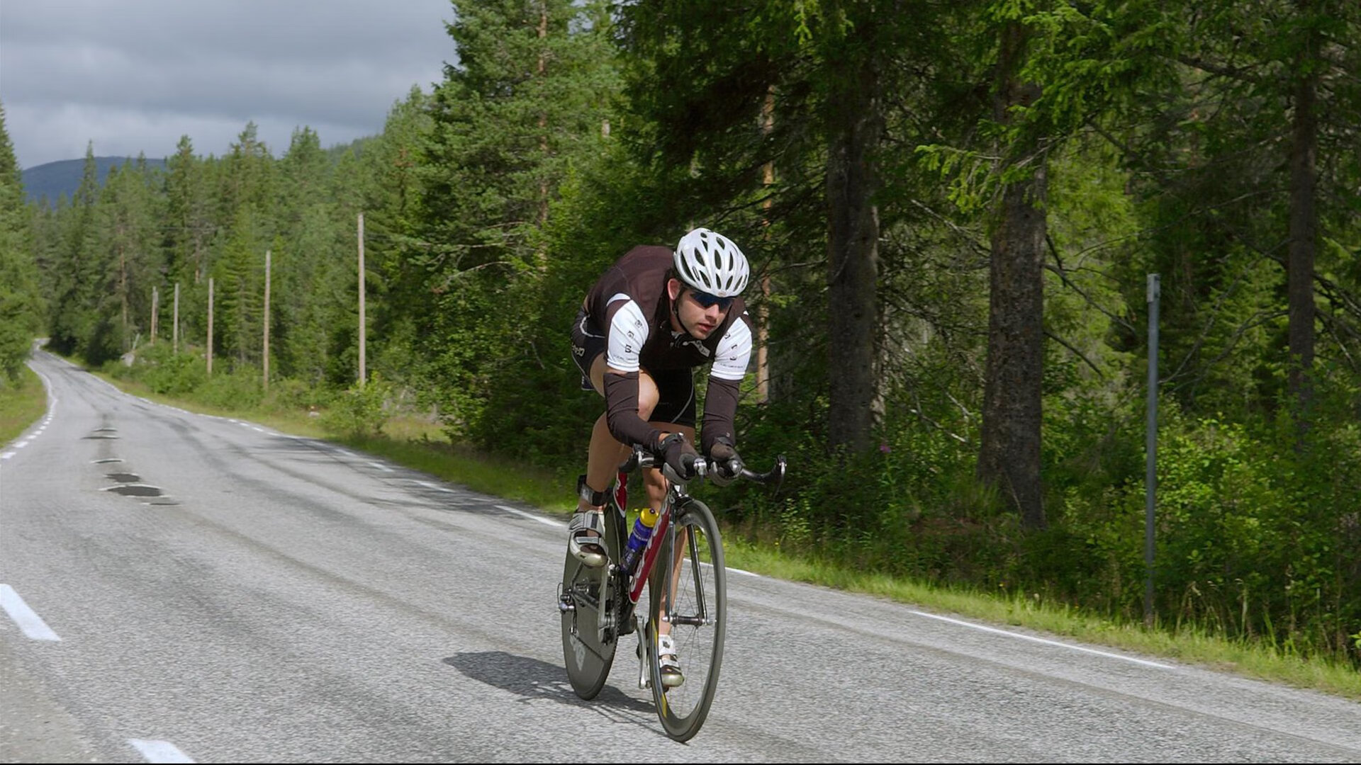 浙江队正面击溃篮网，拉梅洛·鲍尔展现巨星价值，一场跨越文化的篮球对话